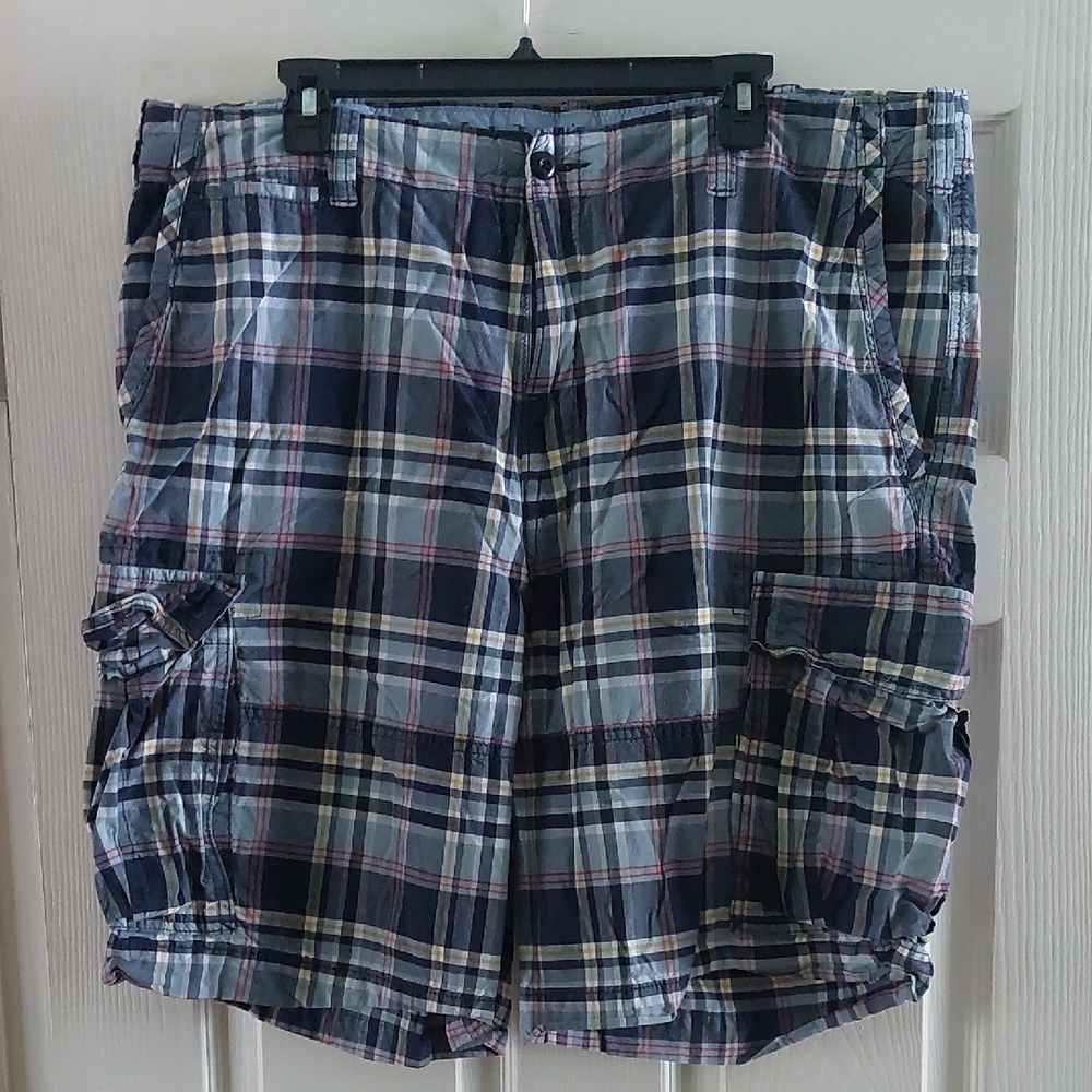 Men's Nautica Navy Plaid Cargo Shorts